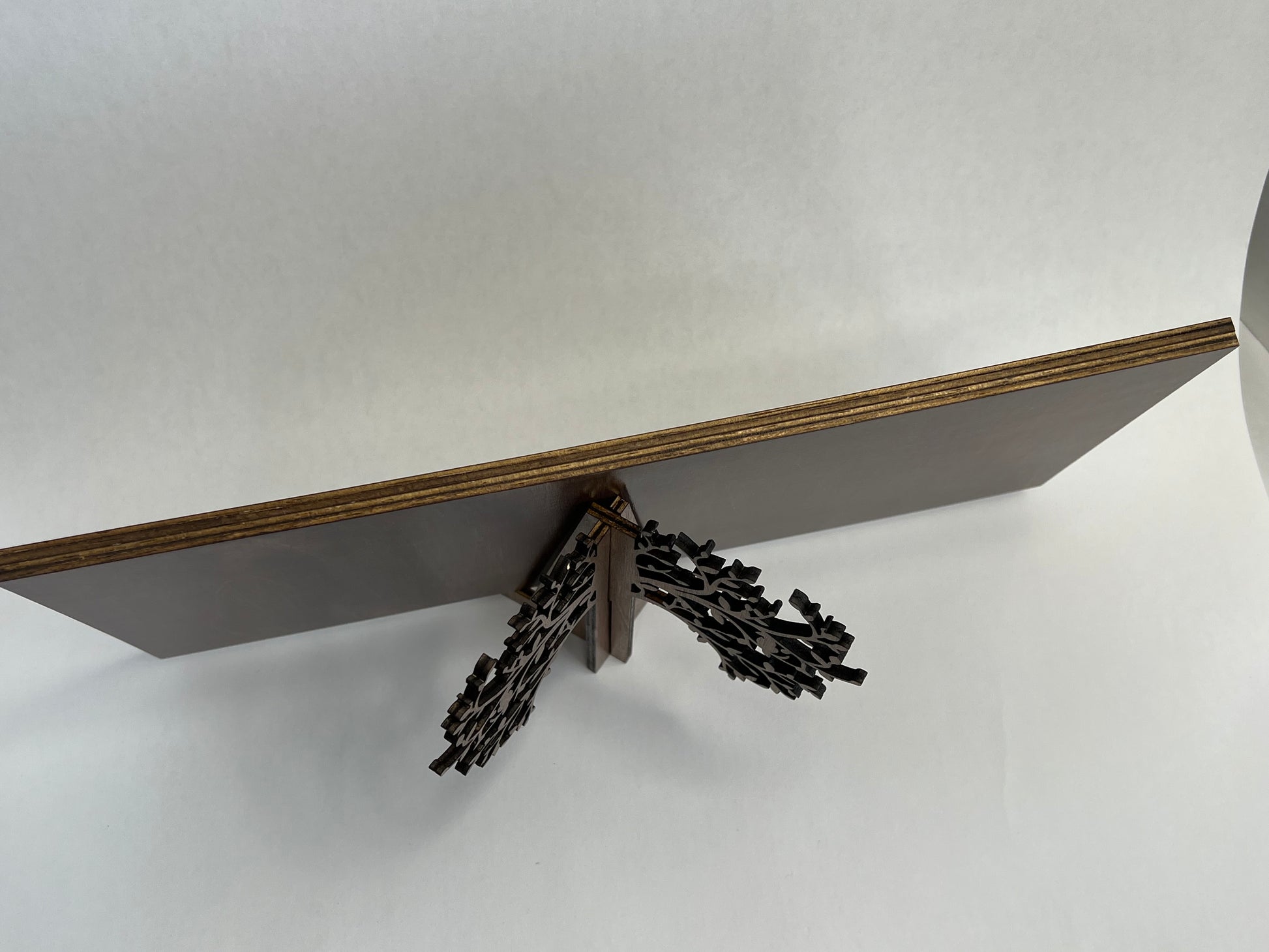 Overhead view of the stand to show how far the beaches reach out. Approximately 3 inches from the back of the sign.