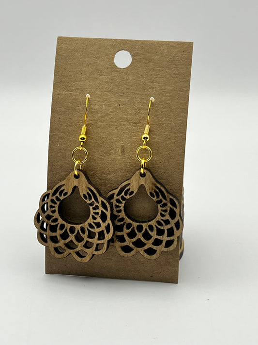 Scalloped Circle Style Earrings